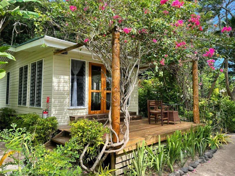 Sau Bay Resort - Off Taveuni Na Sau Bay エクステリア 写真